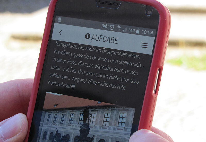 Smartphone mit Blick auf die Applikation